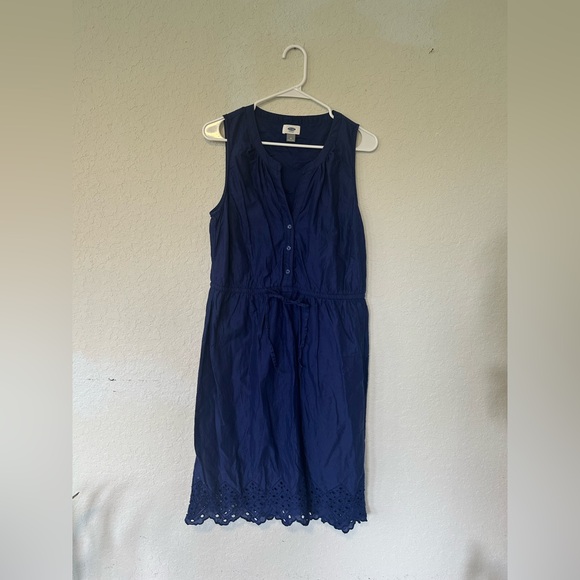 Old Navy Dresses & Skirts - Old Navy Sleeveless Button Down Deep Blue Midi Dress with Eyelet Hem Size M
